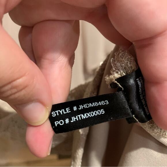 JESSICA HOWARD Short Glitter Lace Dress With Chiffon Capelet In Champagne Sz 12 - Picture 15 of 15